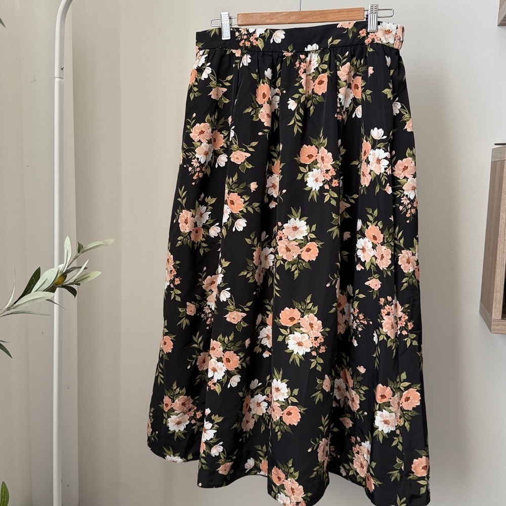 The Occasion by Old Navy High-Waisted Taffeta Midi Skirt Size L